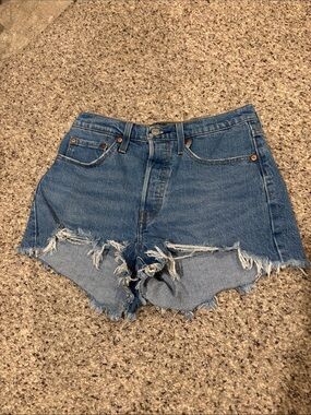 NWOT Levi’s 501 Shorts